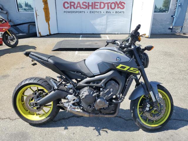YAMAHA FZ09 2016 JYARN33E1GA011736 photo #1