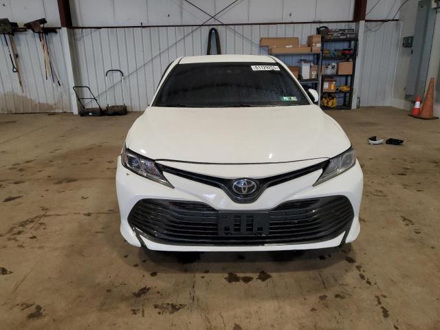 2019 TOYOTA CAMRY LE A 4T1B11HK2KU704970