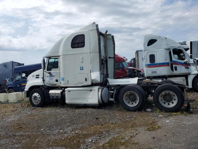 MACK CXU613 2015 white tractor diesel 1M1AW21Y0FM051874 photo #4