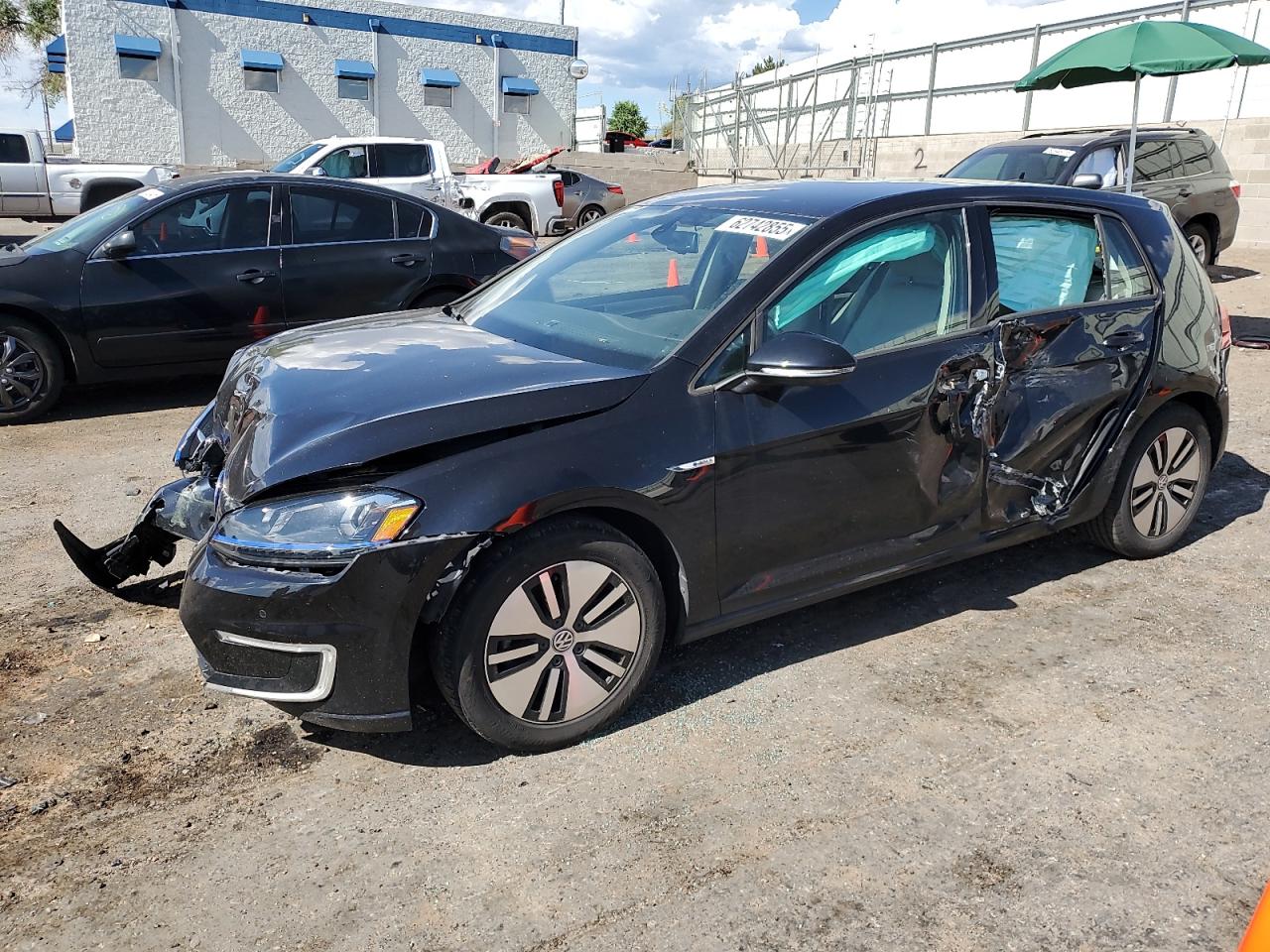 VOLKSWAGEN E-GOLF SEL PREMIUM