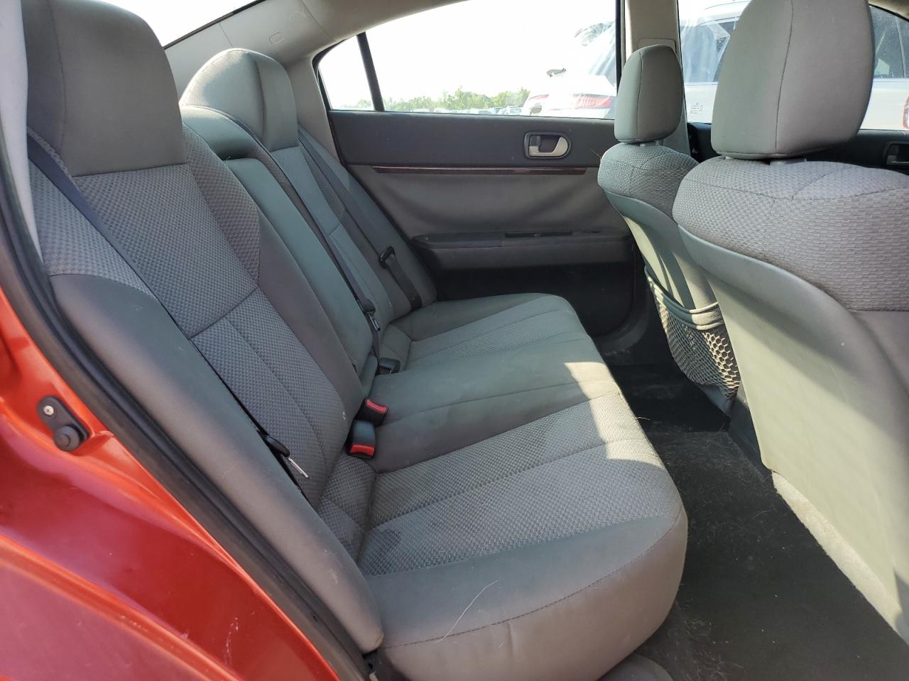 MITSUBISHI GALANT ES