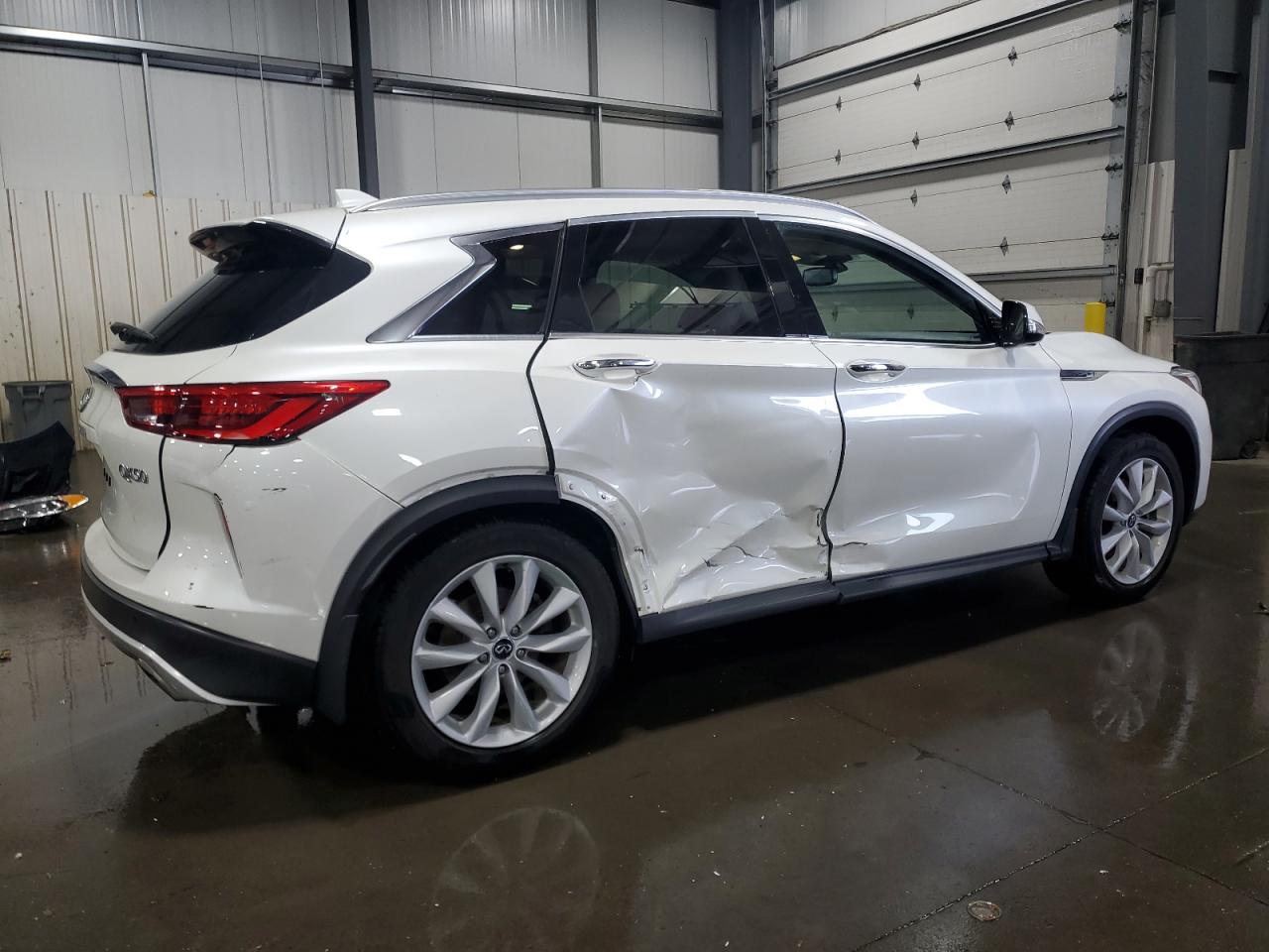 INFINITI QX50 ESSENTIAL