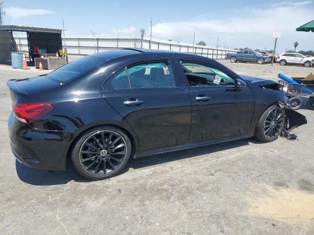 Vin: wdd3g4eb3kw019870, lot: 59726595, mercedes-benz a-class 220 20193