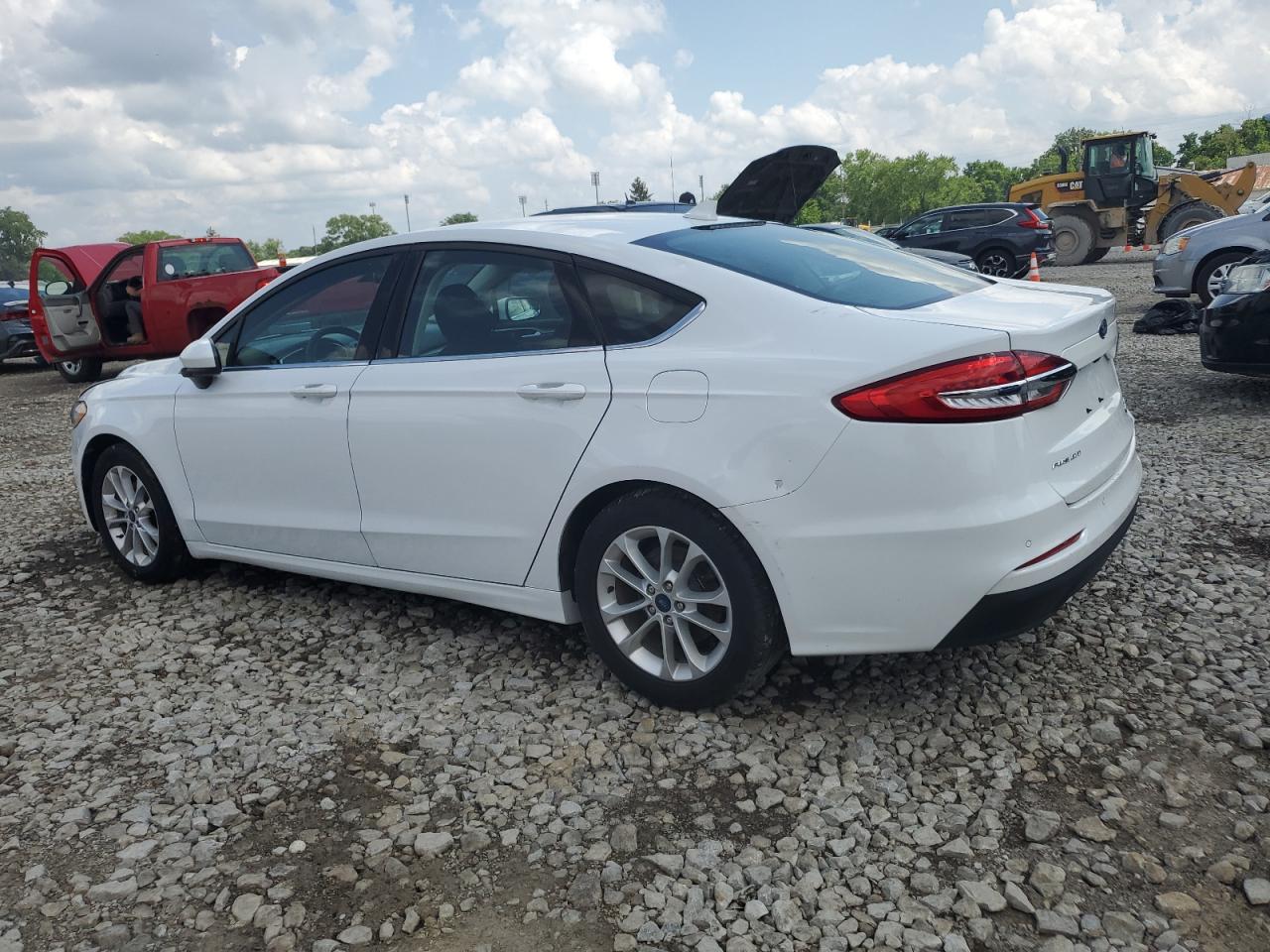 FORD FUSION SE
