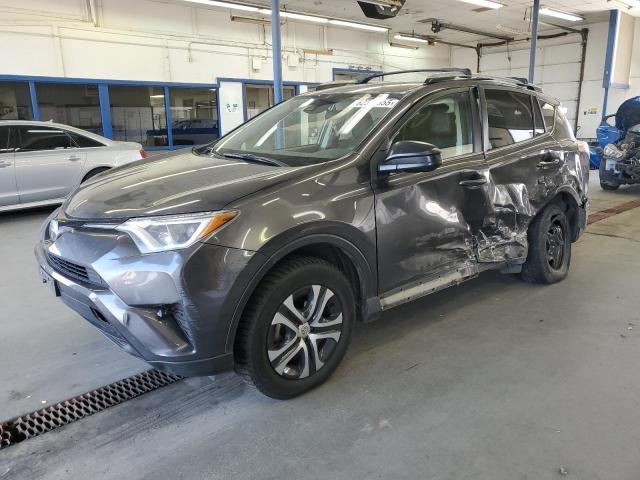 Vin: jtmbfrev9jj743672, lot: 62510955, toyota rav4 le 2018 img_1