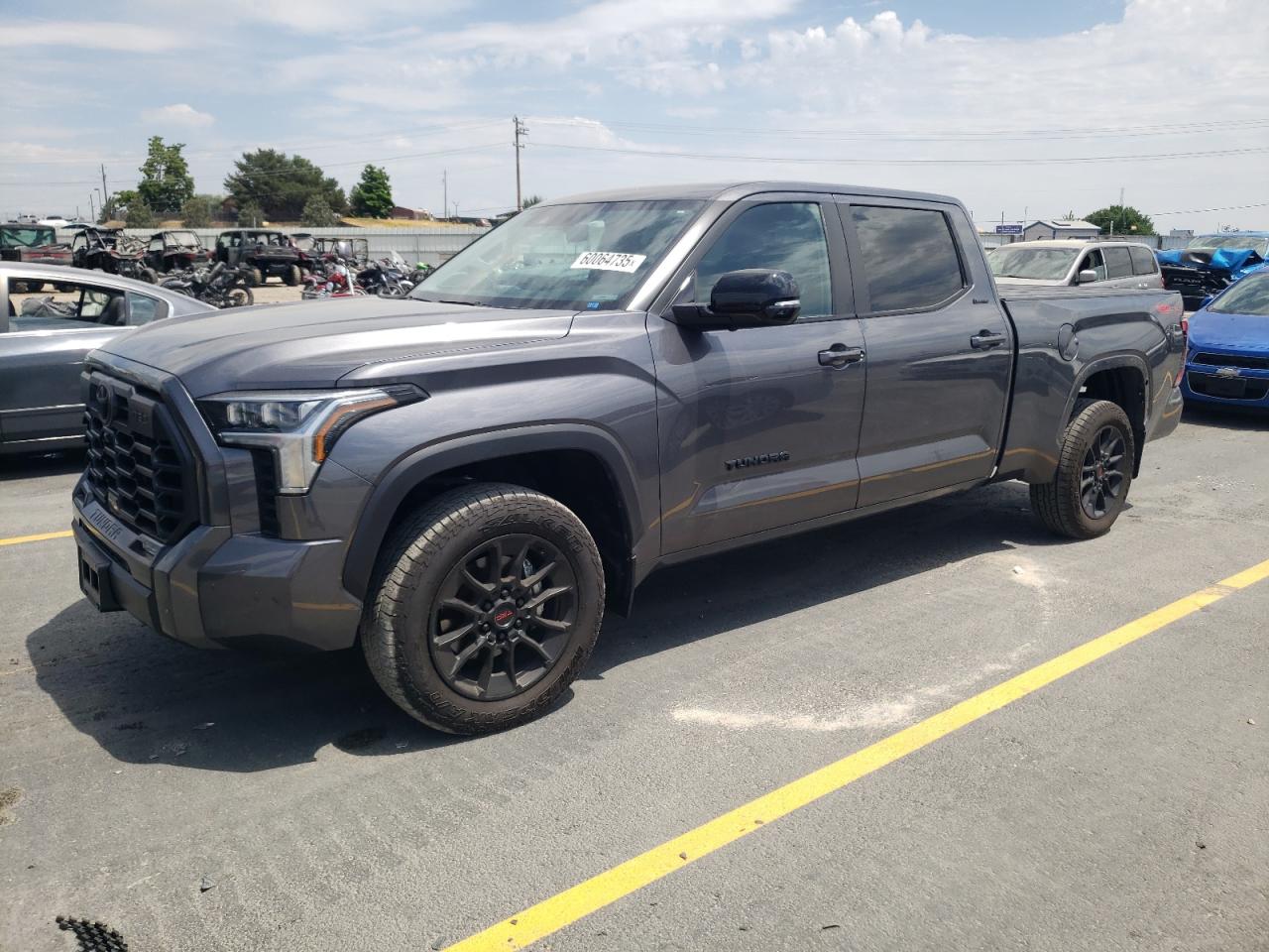 TOYOTA TUNDRA CREWMAX LIMITED