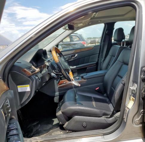 2011 MERCEDES-BENZ E 350 - WDDHF5GB7BA297566