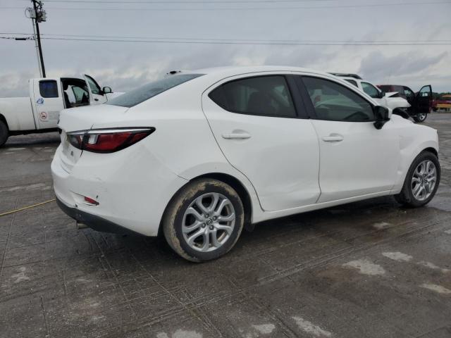 Vin: 3mydlbzv0gy125648, lot: 61682525, toyota scion 20163