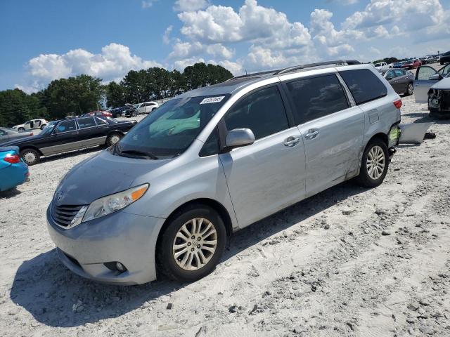 Vin: 5tdyk3dc6fs636382, lot: 61267095, toyota all models xle 2015 img_1
