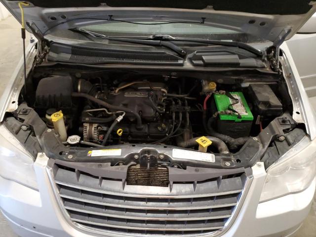 2010 CHRYSLER TOWN & COU - 2A4RR5D12AR282821