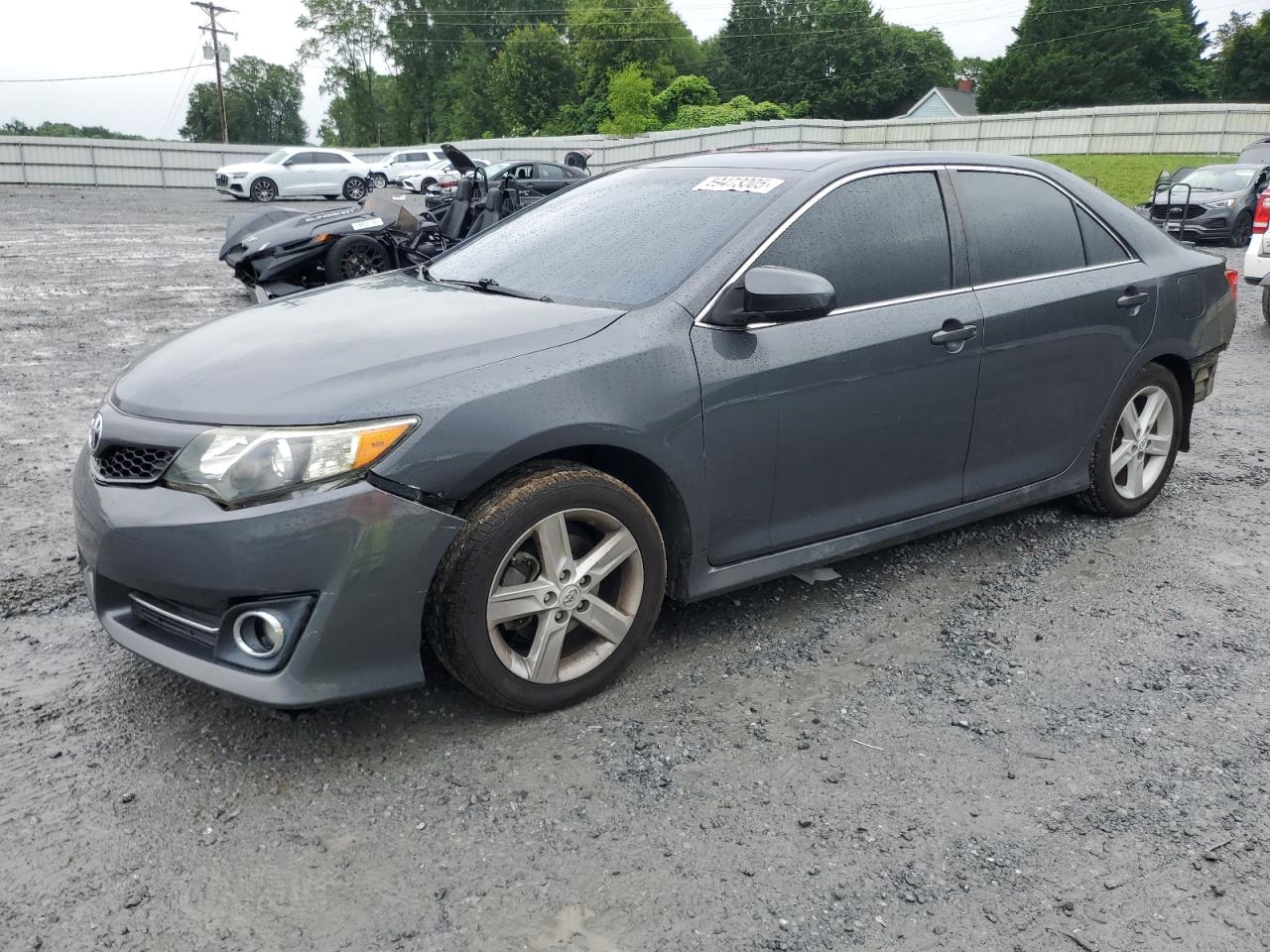 TOYOTA CAMRY BASE