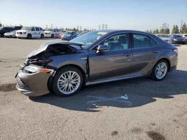 Vin: 4t1b21hk8ju004706, lot: 61622245, toyota camry hybrid 2018 img_1