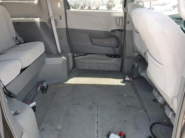 2017 TOYOTA SIENNA LE 5TDKZ3DC2HS855117