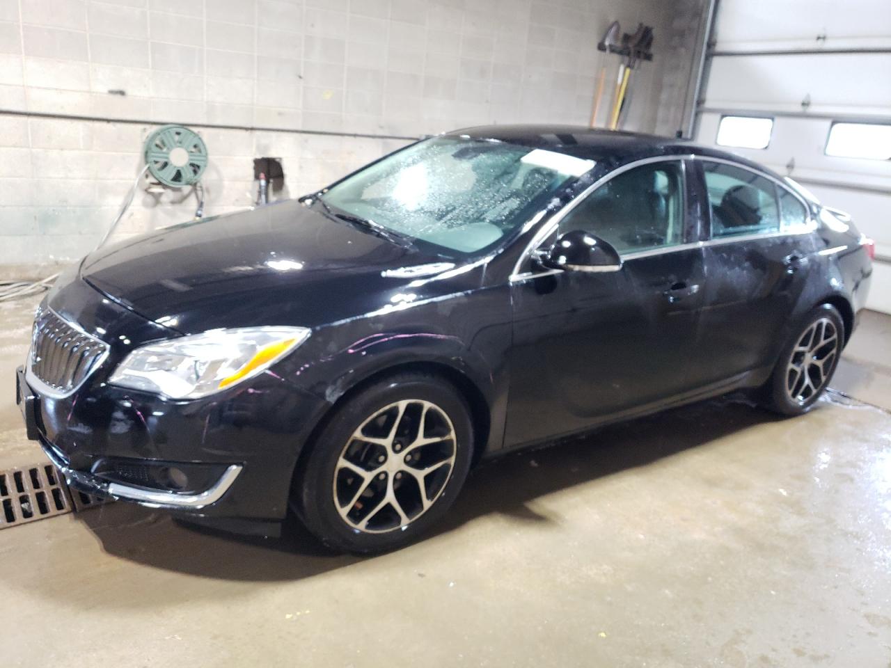 Lot #3315896194 2017 BUICK REGAL SPOR