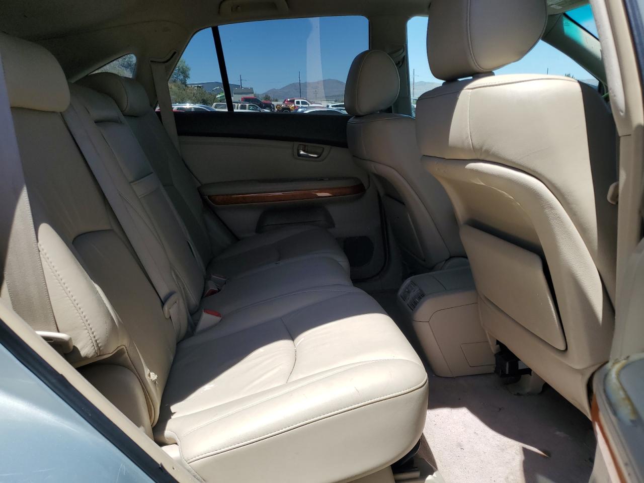 Lot #3302105119 2006 LEXUS RX 330