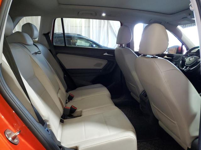 2018 VOLKSWAGEN TIGUAN SE 3VV2B7AXXJM220365