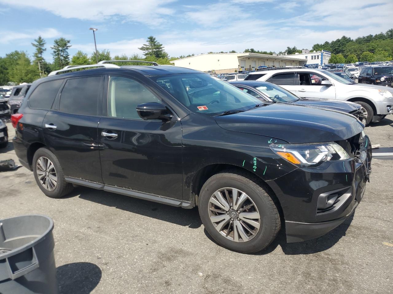 Nissan Pathfinder 2019