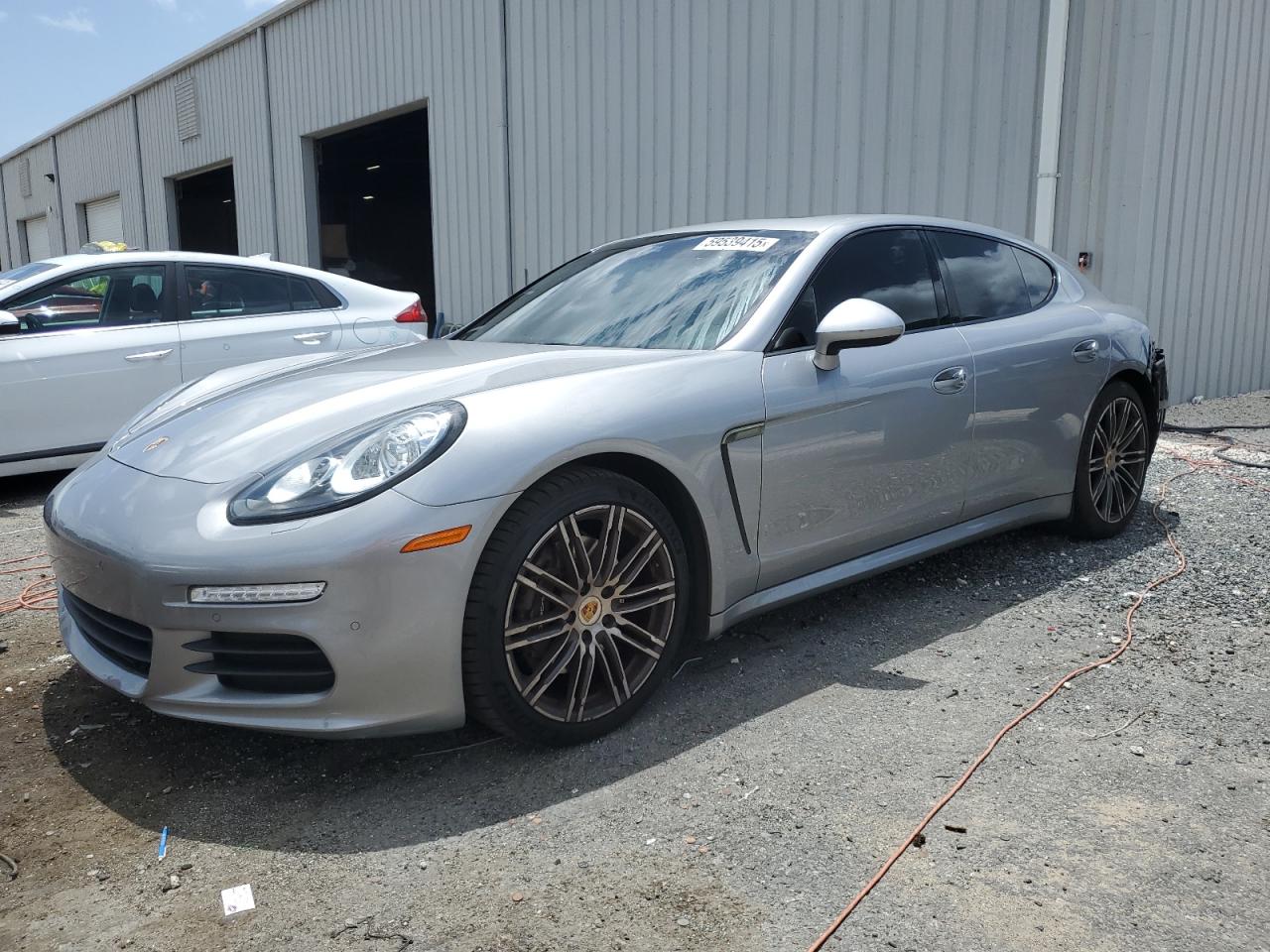 PORSCHE PANAMERA 2
