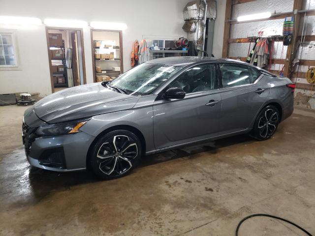 NISSAN ALTIMA SR