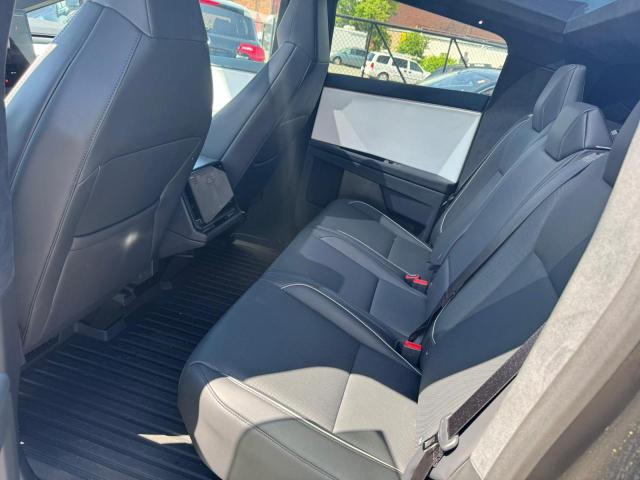2024 TESLA CYBERTRUCK 7G2CEHED4RA007048