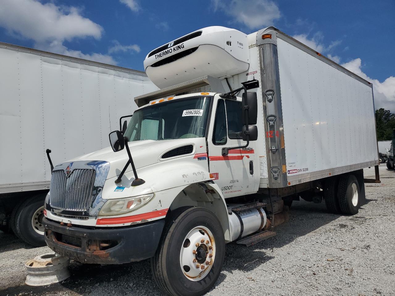 Lot #3198875093 2012 INTERNATIONAL 4000 4300