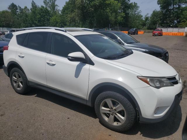2015 TOYOTA RAV4 XLE - JTMRFREV4FJ047937
