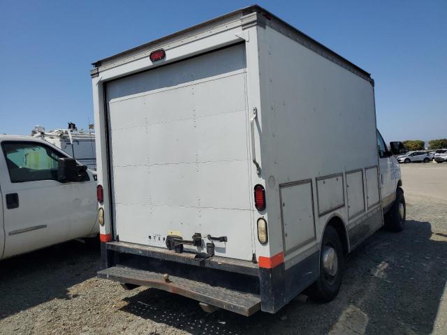 FORD ECONOLINE 2000 white cutaway gas 1FDNE2721YHA84543 photo #4