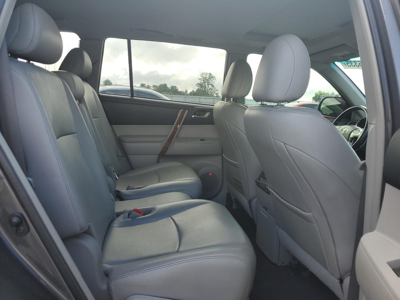 Toyota Highlander 2013