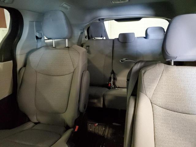 2024 TOYOTA SIENNA LE - 5TDKSKFC4RS138389