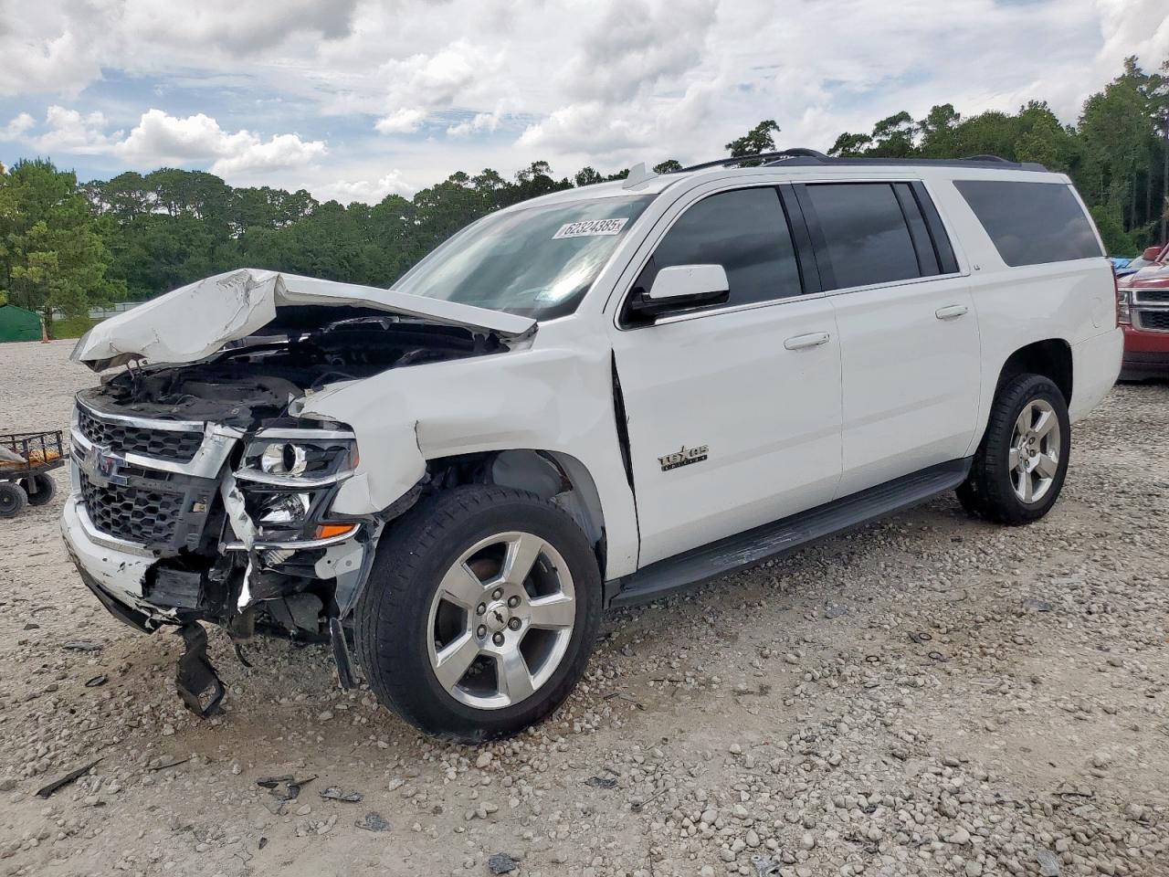 CHEVROLET SUBURBAN C1500 LT