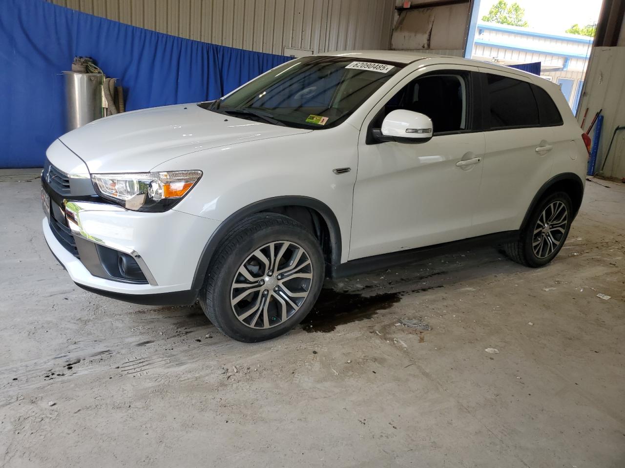 MITSUBISHI OUTLANDER ES