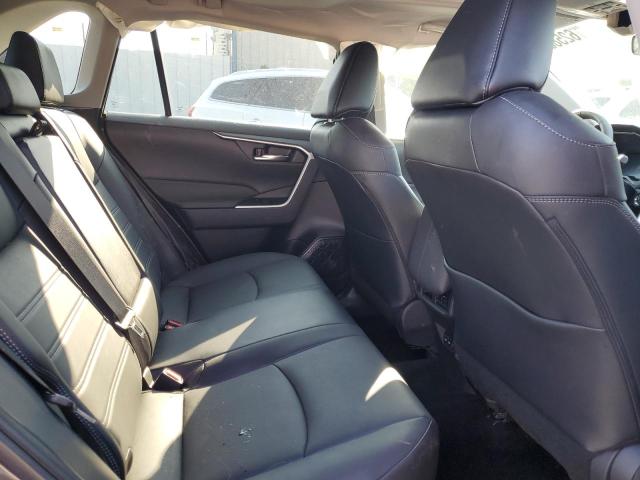 2024 TOYOTA RAV4 XLE P 2T3A1RFV8RW409302