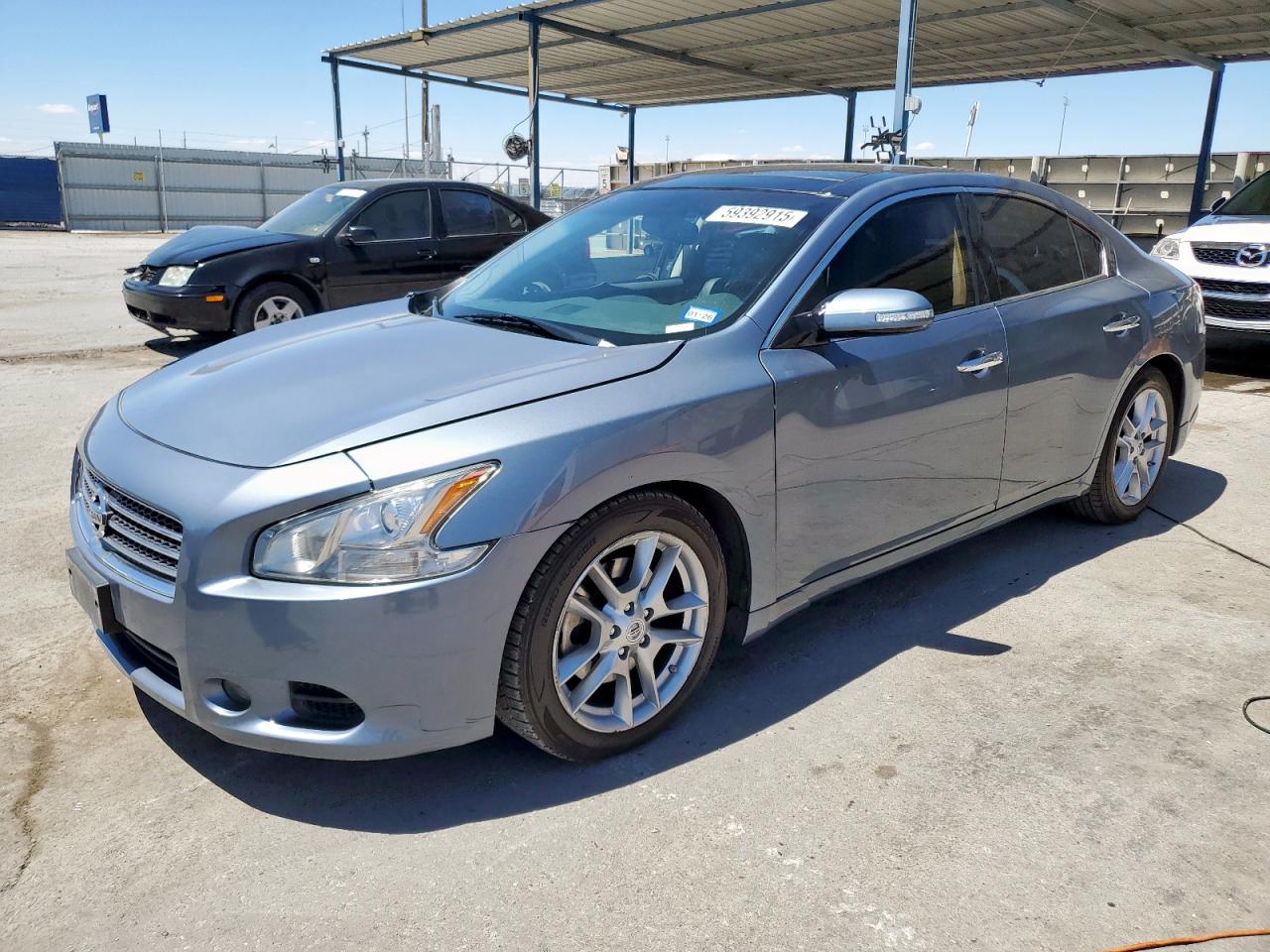 NISSAN MAXIMA S