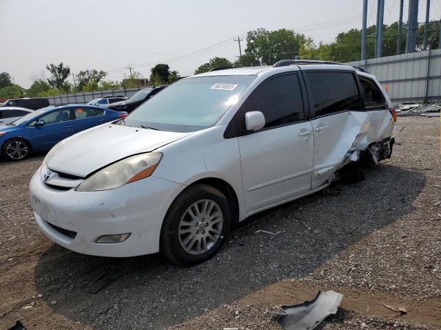 TOYOTA SIENNA XLE