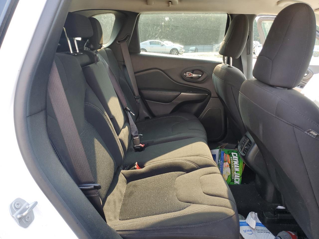 JEEP GRAND CHEROKEE LATITUDE