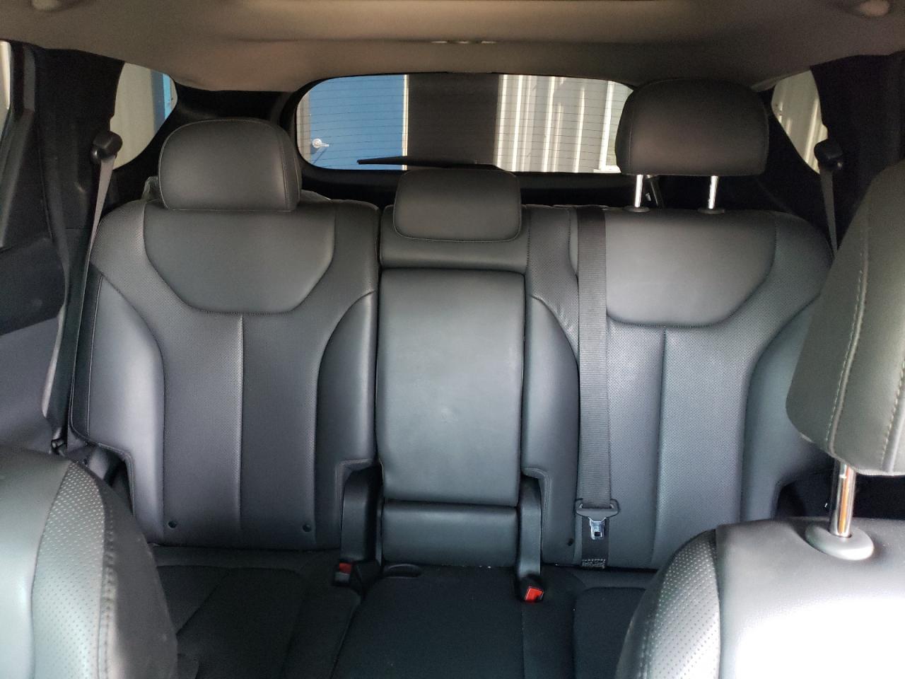 HYUNDAI SANTA FE SEL PREMIUM