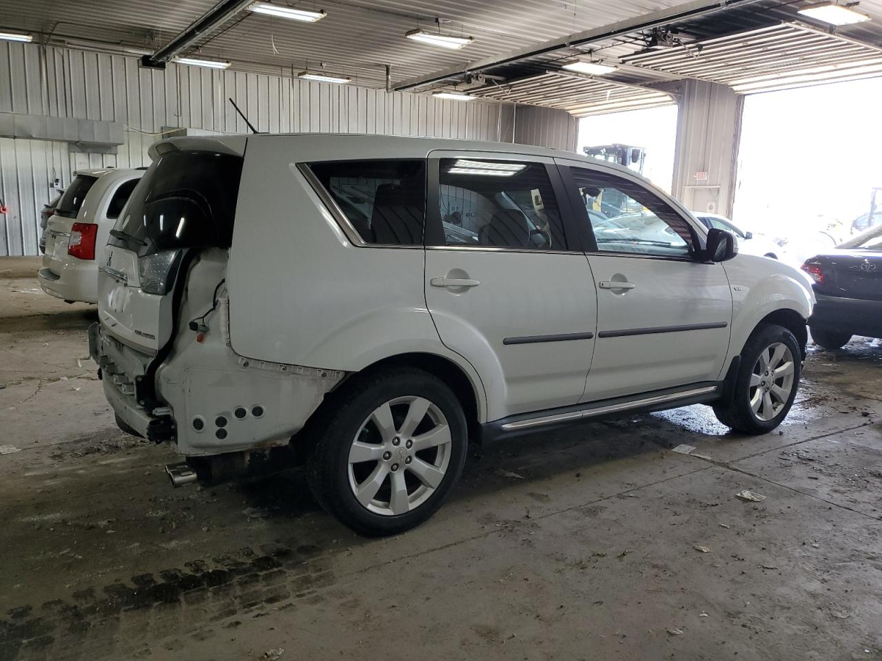 MITSUBISHI OUTLANDER XLS