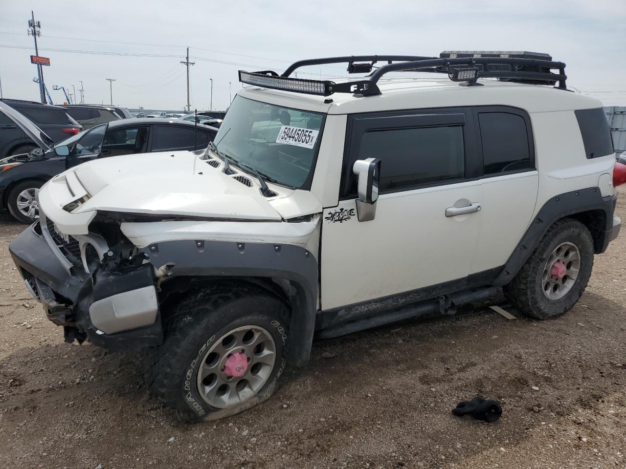 TOYOTA FJ CRUISER