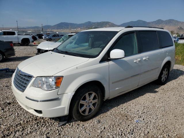 CHRYSLER TOWN & COU 2009 white  gas 2A8HR54149R504054 photo #1