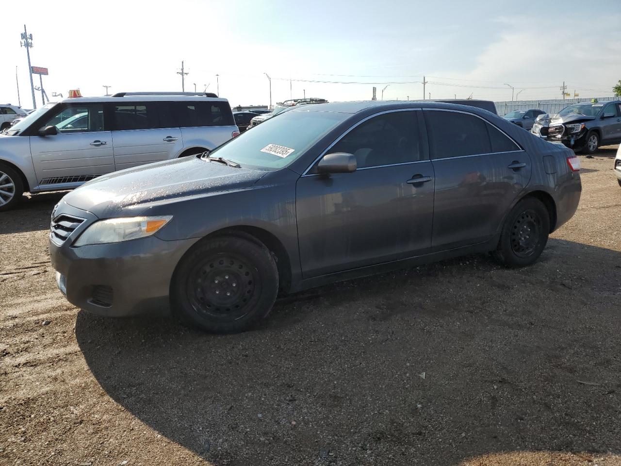 TOYOTA CAMRY BASE