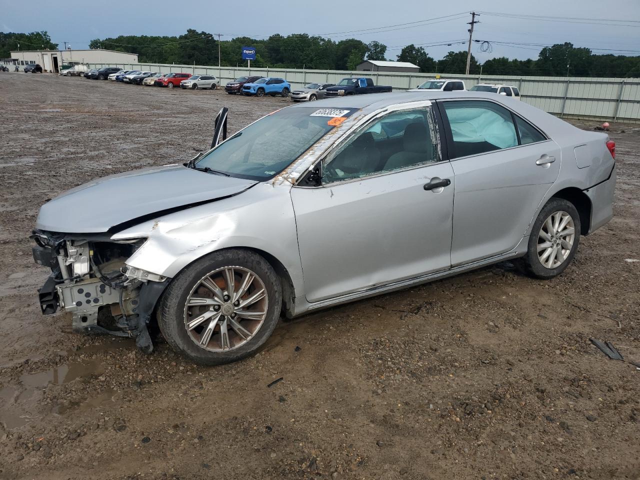 TOYOTA CAMRY BASE