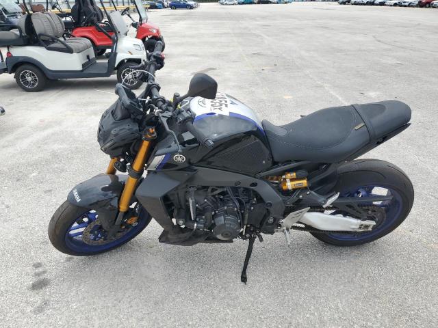 YAMAHA MT09 D 2021 JYARN72E3MA000449 photo #4