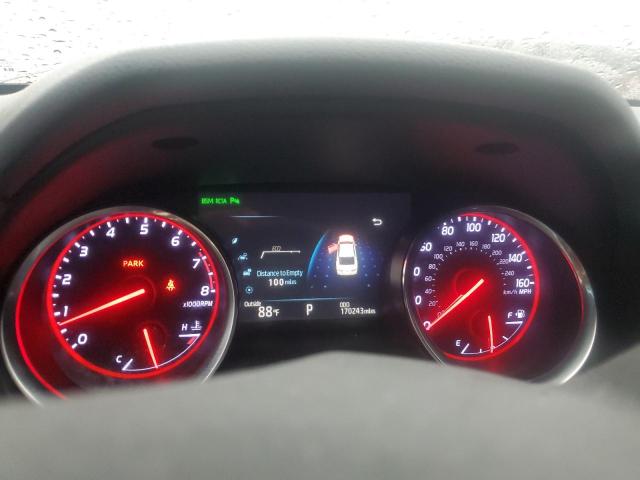 2018 TOYOTA 1 TON 4T1B61HK3JU077177