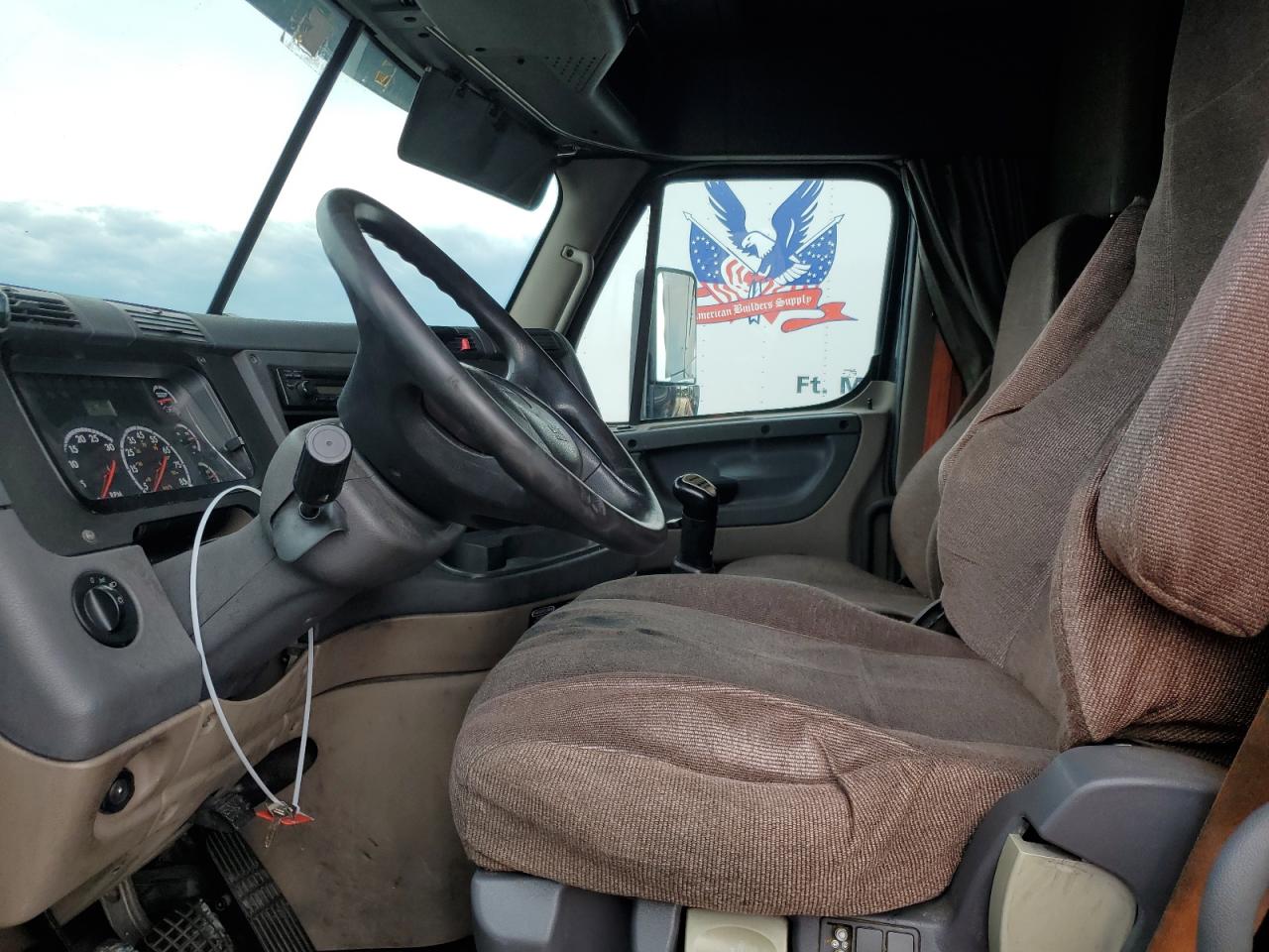 Lot #3191398882 2015 FREIGHTLINER CASCADIA 1