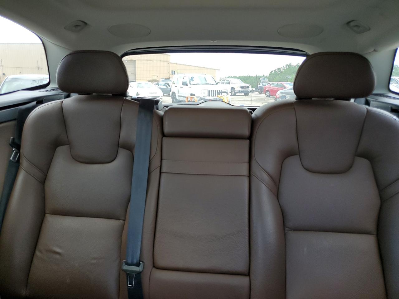 VOLVO XC60 T5 MOMENTUM