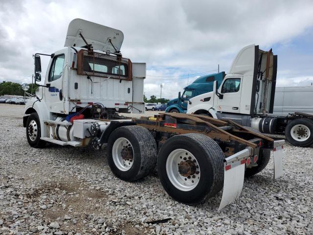 FREIGHTLINER TRACTOR 2015 white   1FVJC5DV5GHFN0702 photo #4