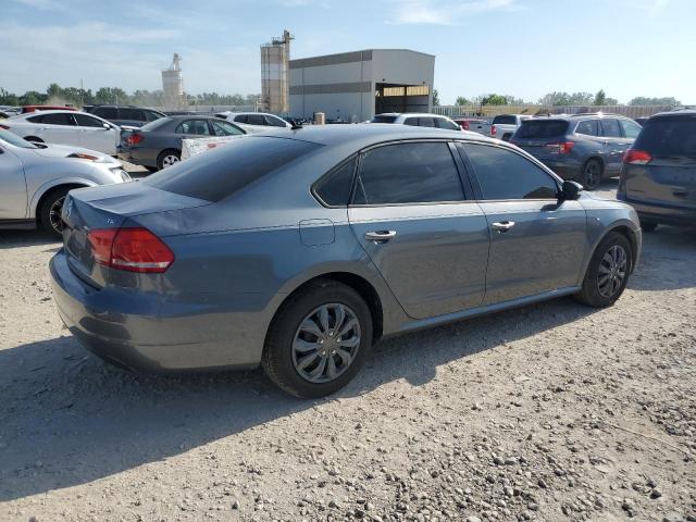 2015 VOLKSWAGEN PASSAT S - 1VWAT7A30FC006012