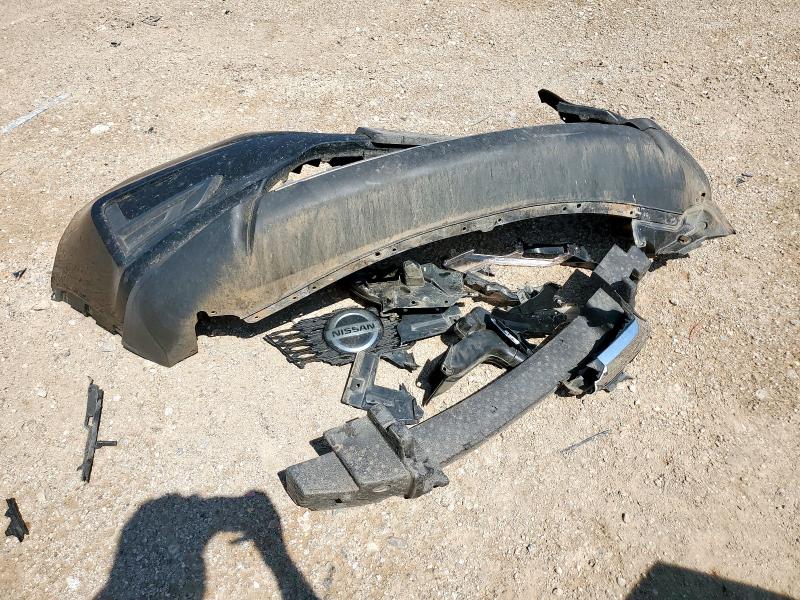 2018 NISSAN ROGUE S KNMAT2MV1JP589064