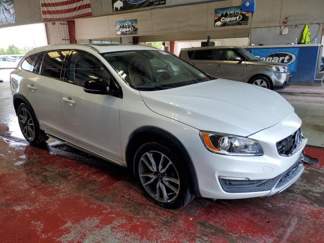 2017 VOLVO V60 CROSS YV440MWK0H1030300