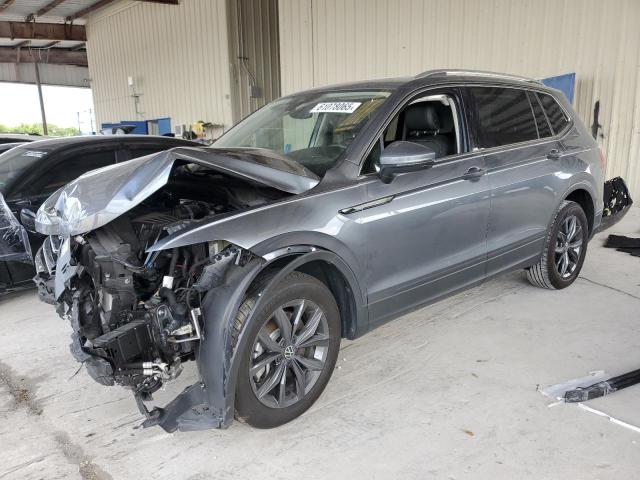 VOLKSWAGEN TIGUAN SE